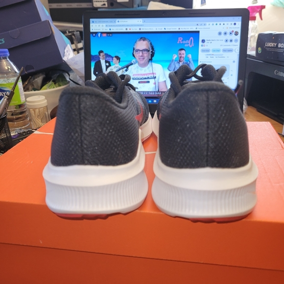 Kids Boy's or Girls Sneaker - Picture 3 of 7